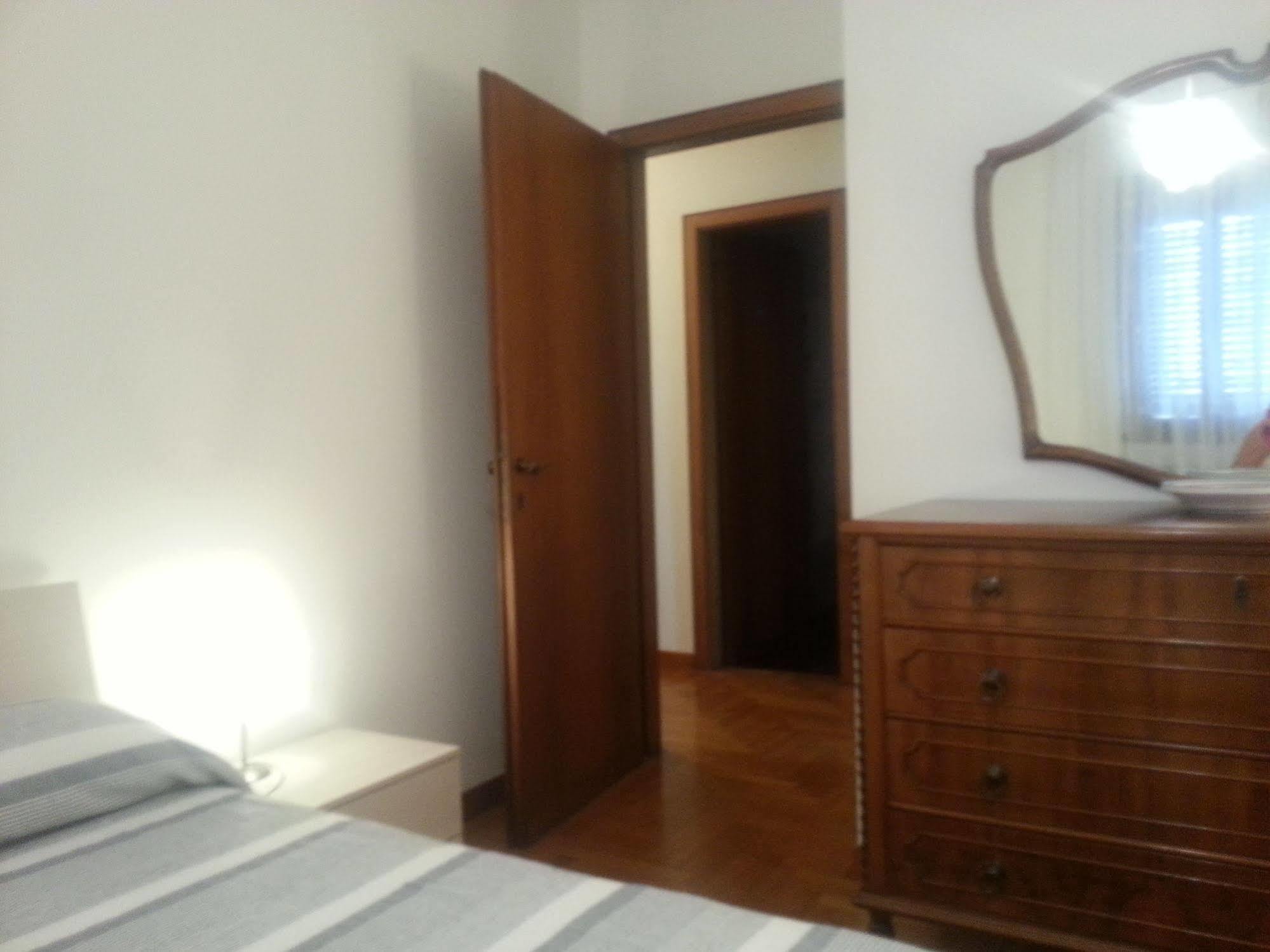 Appartamento Con 2 Camere E Garage Privato! Padova Ngoại thất bức ảnh