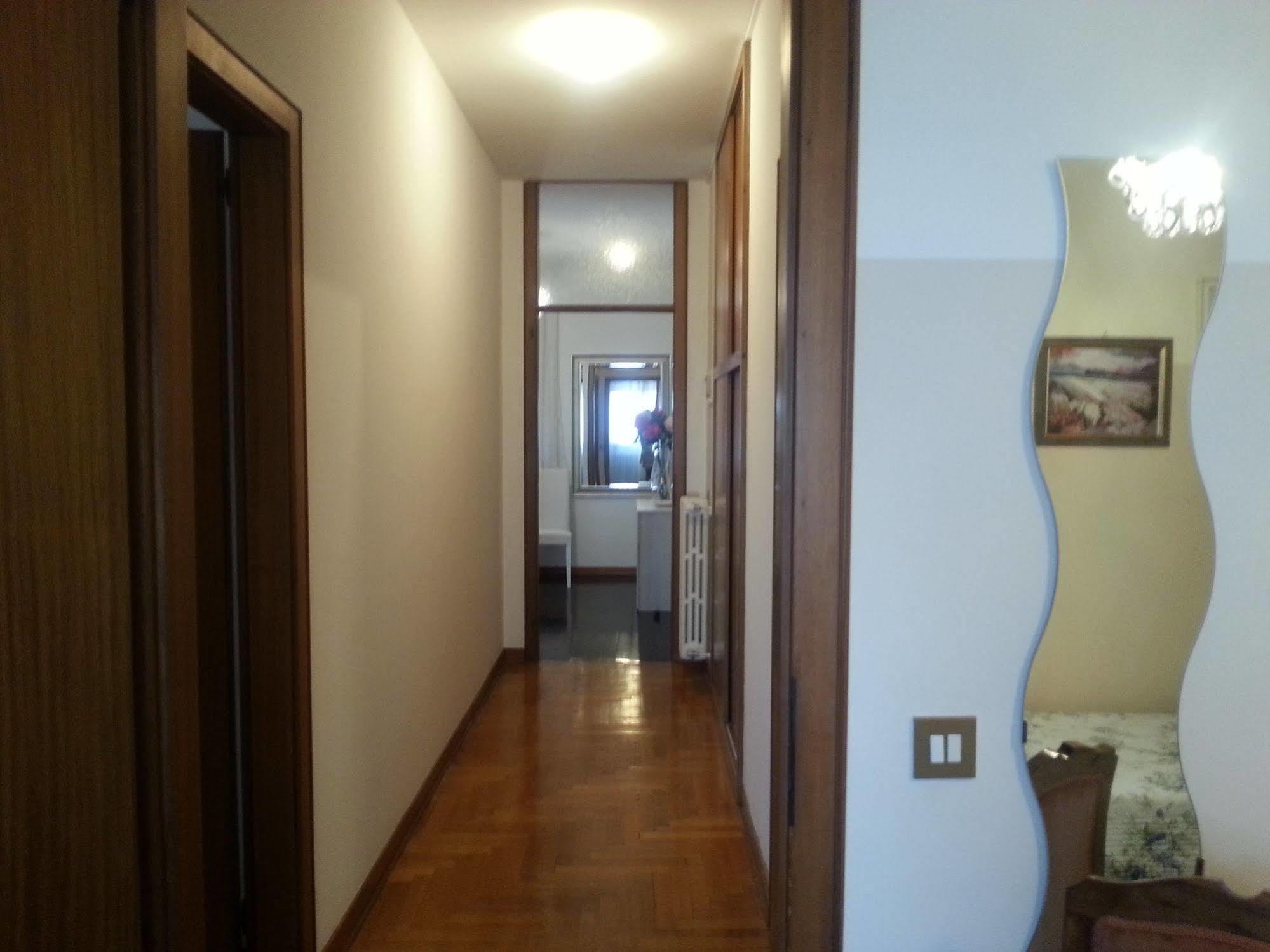 Appartamento Con 2 Camere E Garage Privato! Padova Ngoại thất bức ảnh